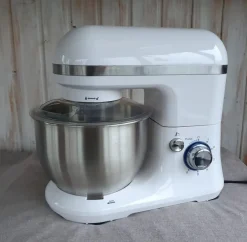 Tradera Matberedare/Food processor 650 W - som NY/as NEW^ Hushållsmaskiner
