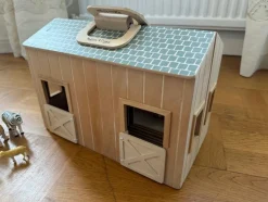 Tradera Melissa & Doug Trähäststall med Tillbehör> Figurer & Leksaksvärldar