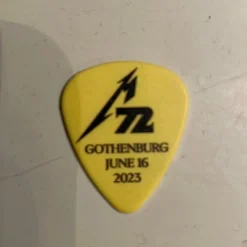 Tradera Musikmemorabilia<Metallica M72-plektrum Gothenburg june 16 2023