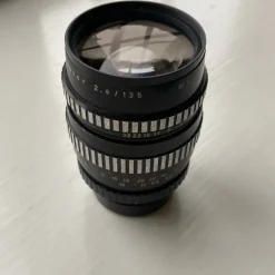 Tradera Meyer-Optik Görlitz orestor 135mm f/2.8 Objektiv^ Kameratillbehör