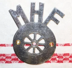 Tradera MHF MOTORFÖRARNAS HELNYKTERHETSFÖRBUND, ÄLDRE SKYLT.^ Bensinia