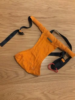 Tradera Mobil barnstol / sele för resa - Mini Monkey> Barn- & Babystolar