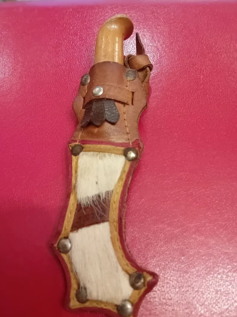 Tradera Knivar & Svärd<MORAKNIV