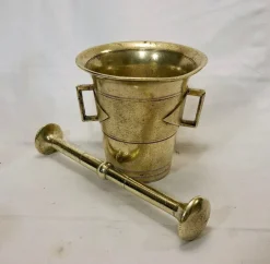 Tradera Mortel med stöt, Skultuna No 5> Tenn & Mässing