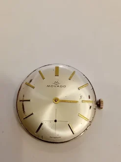 Tradera MOVADO urverk med tavla cirka 30 mm tavlan lös^ Tillbehör & Reservdelar