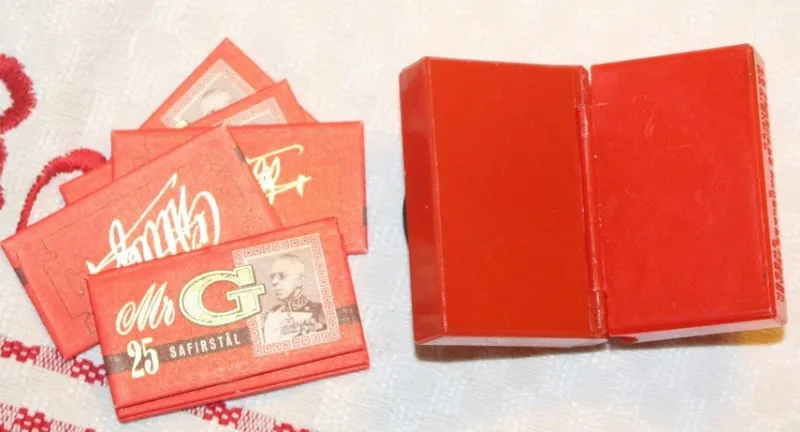 Tradera Rakning<MR.G KUNG GUSTAF V. RAKBLAD MED FODRAL.