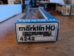 Tradera Märklin HO 4242 Postvagn NSB^ Modelljärnvägar