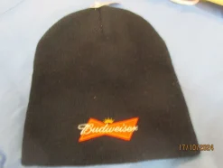 Tradera MÖSSA BUDWEISER 100 % AKRYL SVART^ Breweriana