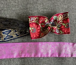 Tradera Mössband rosett bindmössa folkdräkt> Textilier