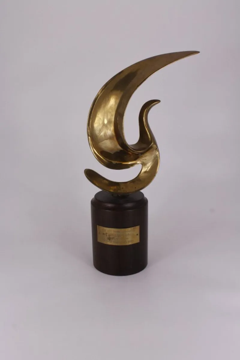 Tradera Mässingsskulptur> Tenn & Mässing