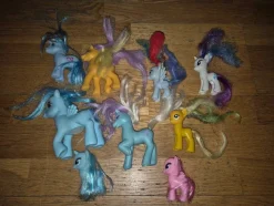 Tradera My Little Pony G1 Ponnyfigurer 9 st i olika storlekar^ Dockor