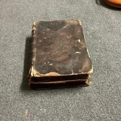 Tradera Mycket gammal huspostilla, 1600-tal?> Antik Litteratur