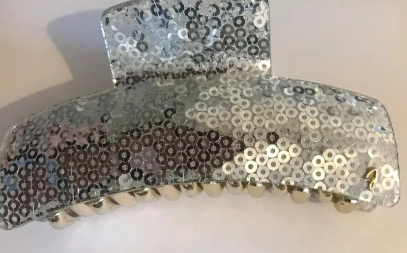 Tradera Mycket snygg silver hårklämma hårspänne ny> Håraccessoarer