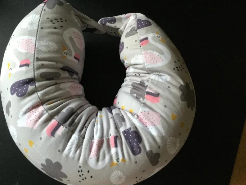 Tradera Nackkrage /resekrage, mjuk storlek 60*13 cm> Övriga Barnartiklar