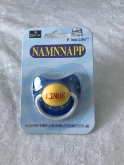 Tradera Napp med Namn , LINUS> Amning & Graviditet