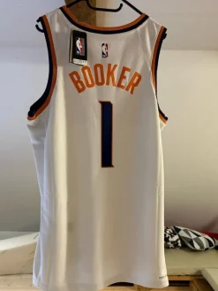 Tradera Basket<NBA Phoenix Suns - Devin Booker Jersey Str. L