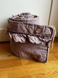 Tradera NG Baby Spjälskydd - Dusty Pink> Inredning Barnrum