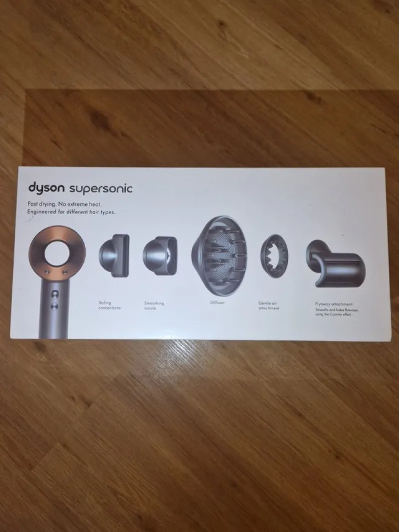 Tradera (Ny) Dyson Supersonic HD08 (Nickel/Copper) - Fri Frakt> Hårvård