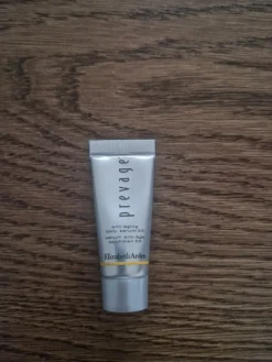 Tradera Ansiktsvård<Ny! Elizabeth Arden Prevage Anti-aging Daily Serum 2.0