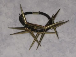 Tradera Hårsmycken & Diadem<NY håraccessoar hår snodd hårtofs tofs guldiga nitar guld fin present flickvän