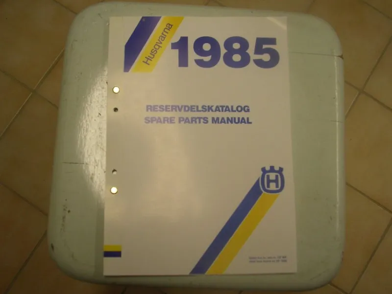 Tradera ny Husqvarna Reservdelskatalog 1985 motocross enduro> Fordonslitteratur
