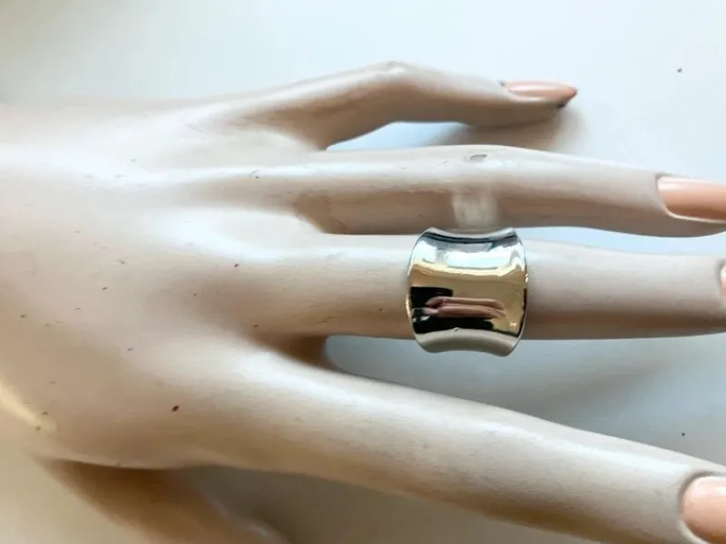 Tradera Ringar<Ny RING - 18 mm