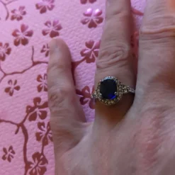 Tradera Ringar<Ny vacker ring med blå sten