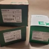 Tradera NYA! 10 st. Schneider electric EXXACT strömställare kron + ramar> Elinstallation