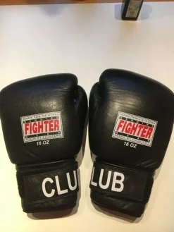 Tradera Boxning<nya Boxnings handskar 16 oz