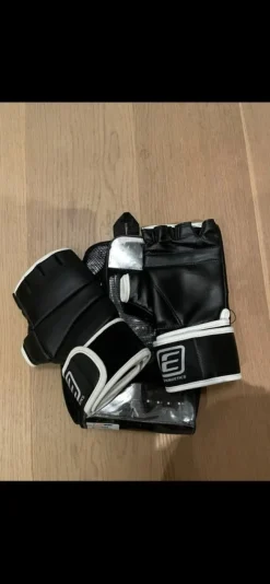 Tradera Boxning<Nya Energetics Power boxhandskar