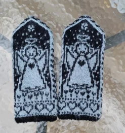 Tradera Nya handstickade vantar. Ull/mohair.> Handskar & Vantar