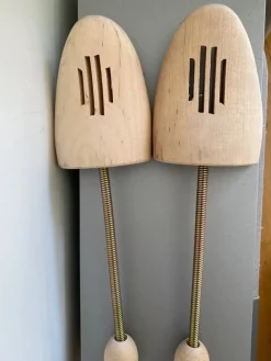 Tradera Skovård<Nya Sko block/skoblock i trä 39-41 Fri frakt