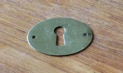 Tradera Nyckelhålsskylt, möbelbeslag,> Beslag & Reservdelar