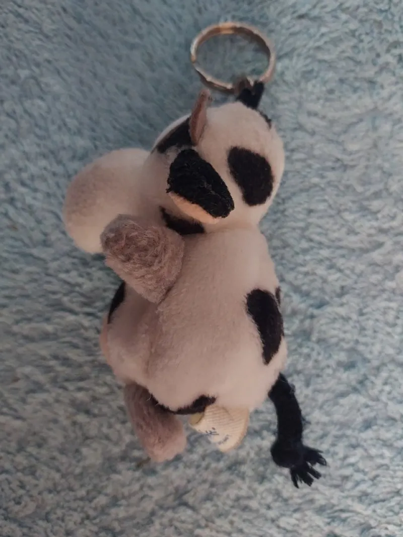 Tradera Nyckelringar<Nyckelring KO längd 9,5 cm Plysch Märkning Längd 13 cm