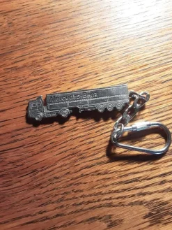 Tradera Nyckelringar<Nyckelring Mercedes-Benz