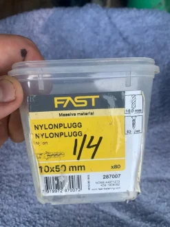 Tradera Nylonplugg 10x50 mm> Byggmaterial