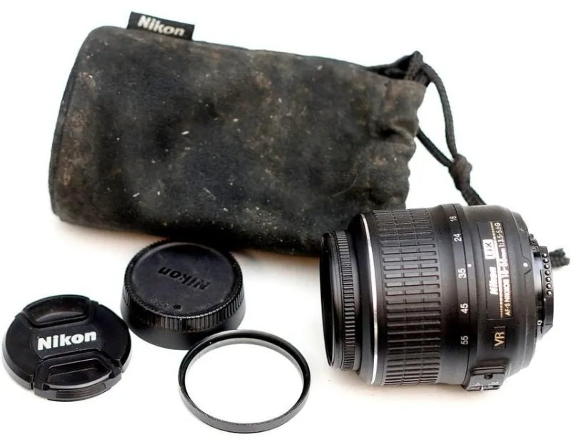 Tradera Objektiv Nikon AF-S Nikkor DX SWM VR Aspherical 18-55 mm 1:3.5-5.6 G VR.^ Kameratillbehör