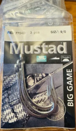 Tradera Fiske<OBS MUSTAD 9/0 REF:7754D. 3 st kvalitetskrokar i original förpackning!