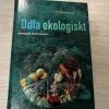 Tradera Odla ekologiskt i samspel med naturen av Göran & Siv Lindeberg - 1997> Botanik