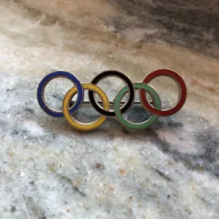 Tradera Olympia<Olympic Games Berlin 1936 badge - OS 1936 Nålmärke