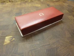 Tradera Omega klockbox^ Tillbehör & Reservdelar