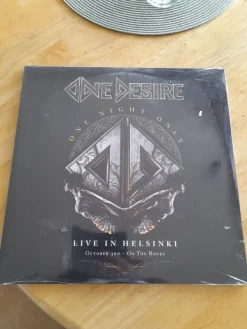 Tradera One desire- Live in Helsinki 2-LP NYTT OÖPPNAD^ Vinyl
