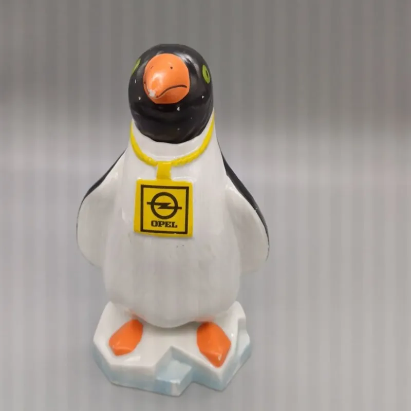 Tradera Sparbössor<Opel Pingvin Spargris