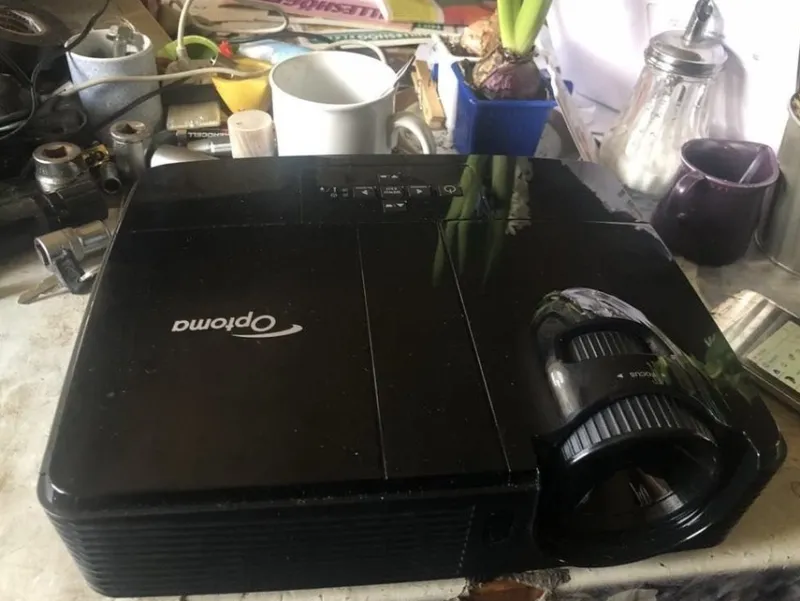 Tradera Optoma Projektor^ Projektorer