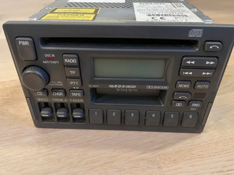 Tradera Originalstereo Volvo 960 / 850 / V70 / S70^ Bilstereo