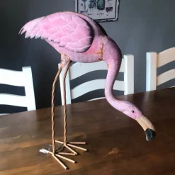 Tradera Trädgårdsdekorationer<Ovanlig trädgårdsflamingo i plåt, med härlig patina