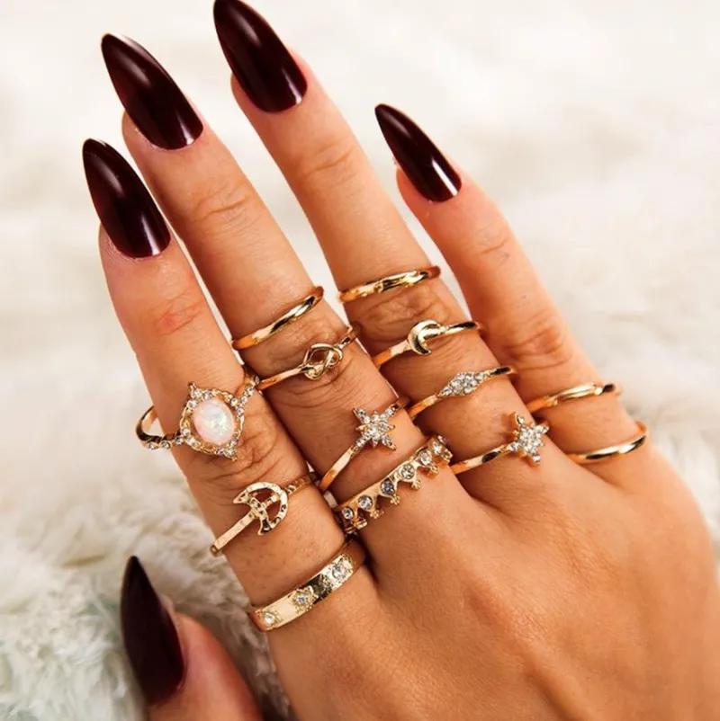 Tradera Ringar<13-pack Boho Guld Ringar - Glittrande Rhinestones & Olika Mönster