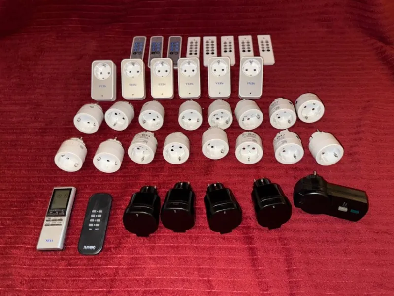 Tradera Paket med smarta eluttag och fjärrkontroller^ Smart Home