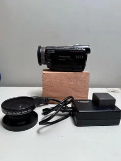 Tradera Panasonic HDC HS-100 Videokamera med Fisheye-objektiv^ Filmkameror