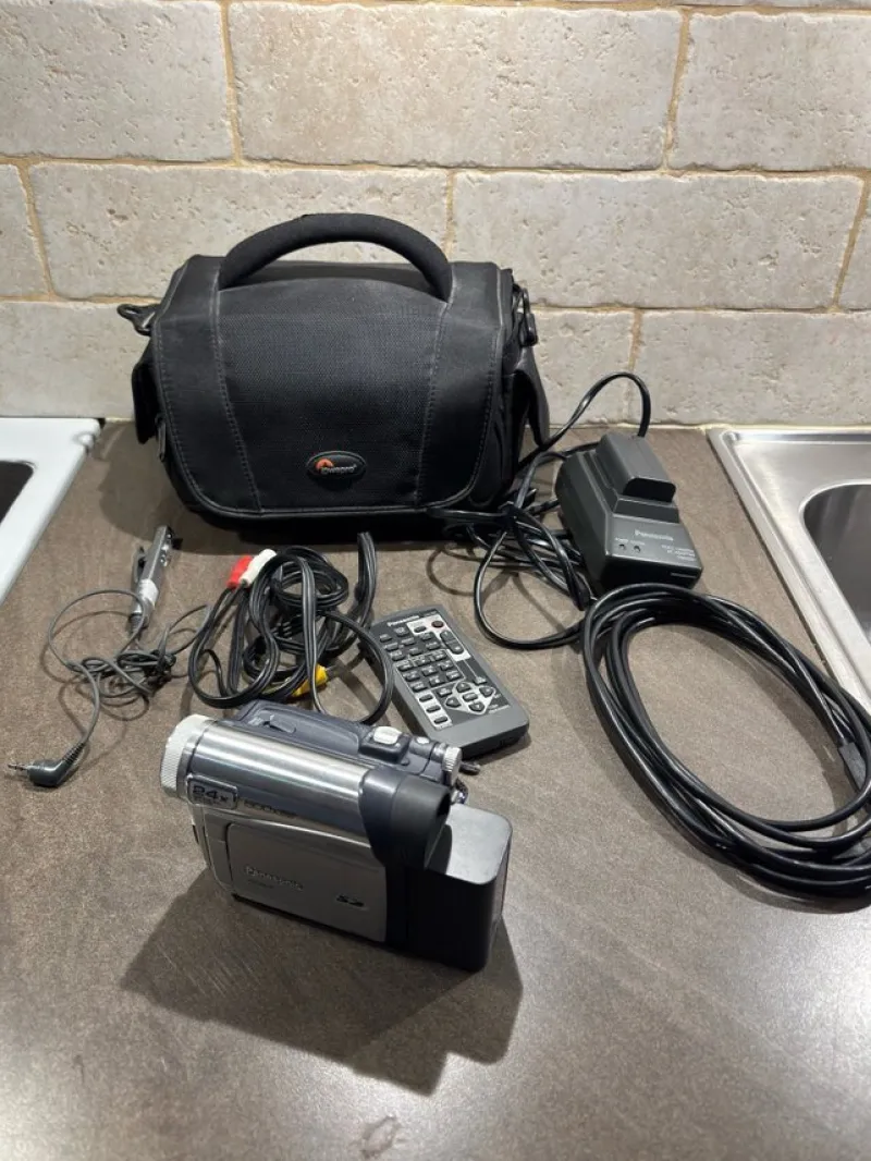 Tradera Panasonic NV-GS15 digitalkamera inkl tillbehör^ Filmkameror